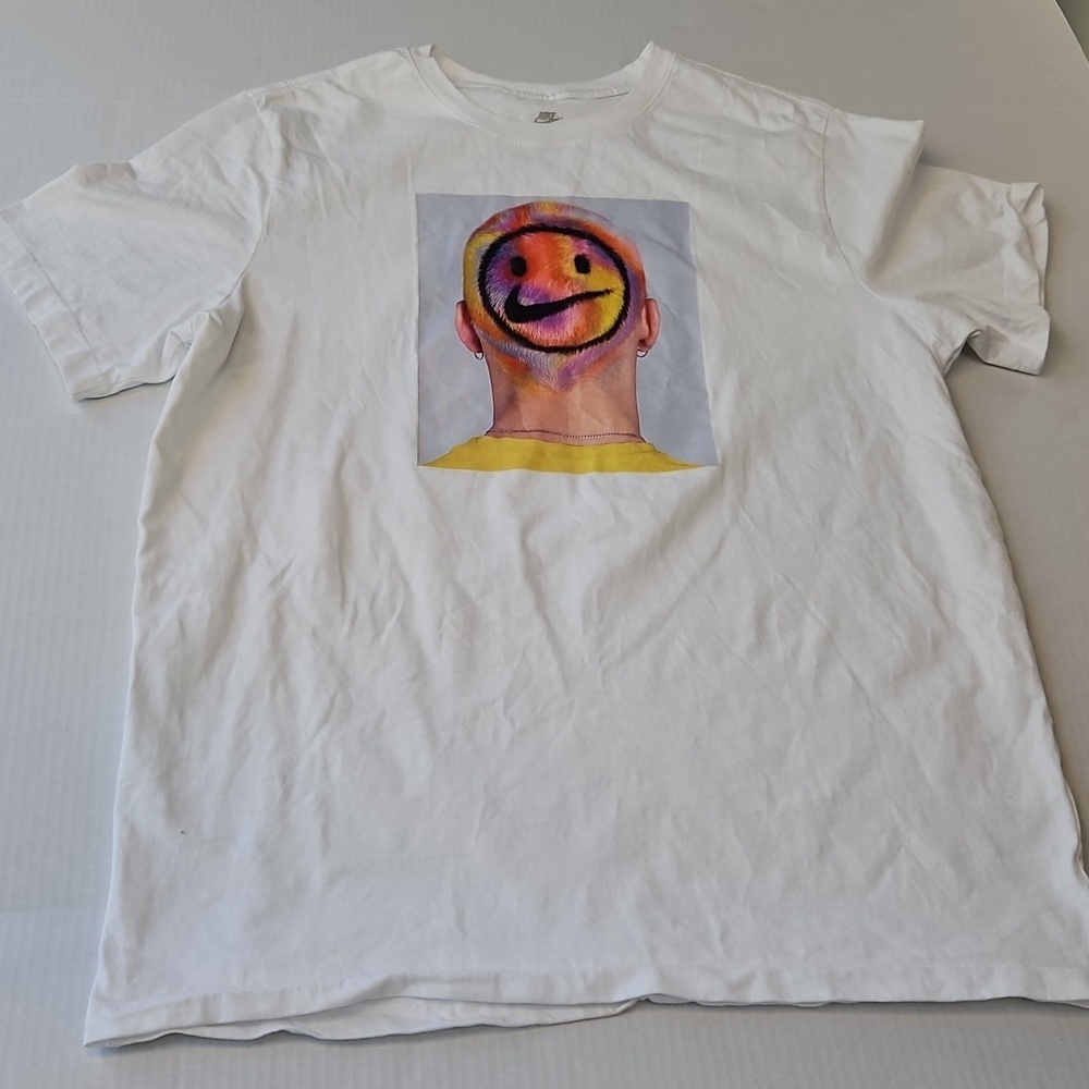 Nike Tee J. Balvin Have A Nice Day Graphic T-shirt White Size Large 100% Cotton